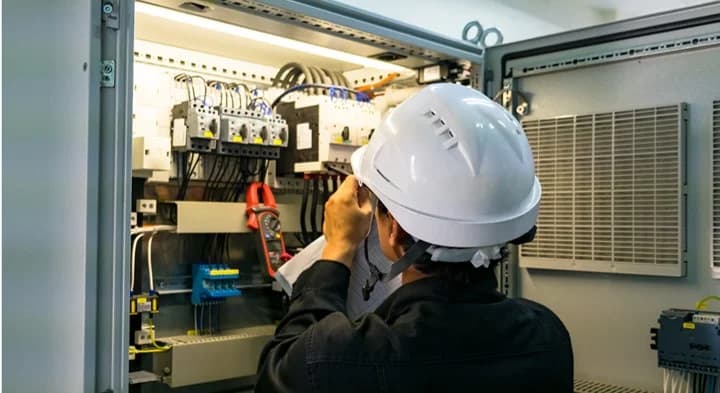 Electrical contractor dubai